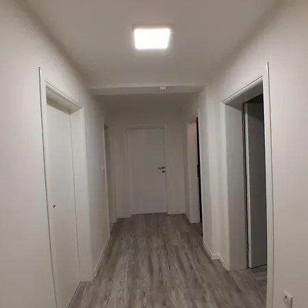Inalux Pale Apartman *